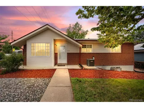 1005 Moss St, Golden, CO 80401