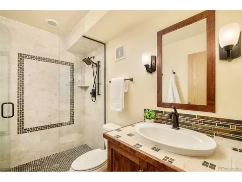 Bath - 1127 Juniper Ave, Boulder, CO 80304 photo 7 of 7