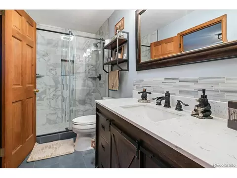 Bath - 93 Cooper Dr, Dillon, CO 80435 photo 1 of 3