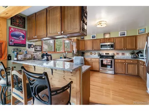 Kitchen - 93 Cooper Dr, Dillon, CO 80435 photo 3 of 3