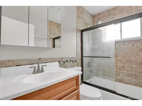Bath - 1881 E 95th Ave, Thornton, CO 80229 photo 1 of 1