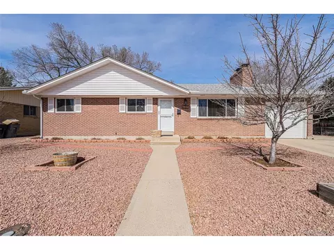 1008 Yeager Dr, Longmont, CO 80501