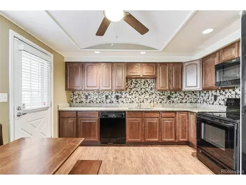 8284 Iris Ct, Arvada, CO 80005 photo 6