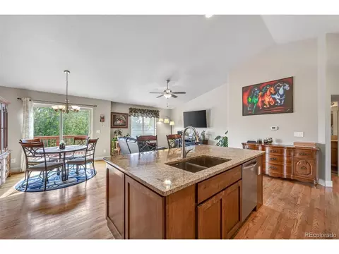 Kitchen - 884 Cliffrose Way, Windsor, CO 80550 photo 4 of 5