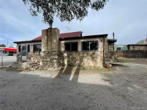 334 W 1st St, Salida, CO 81201