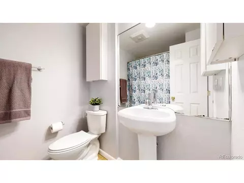 8432 E Long Ave, Centennial, CO 80112 photo 22