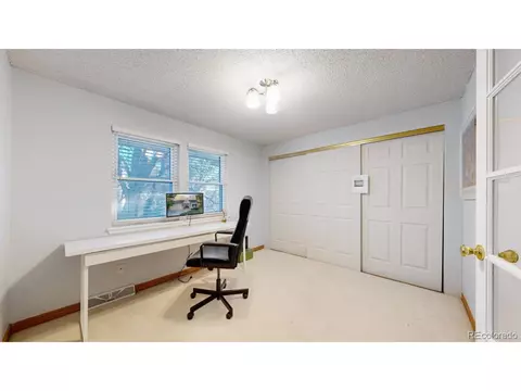 8432 E Long Ave, Centennial, CO 80112 photo 27