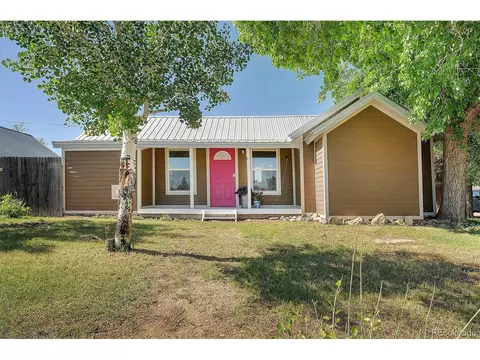 600 First St, Silver Cliff, CO 81252