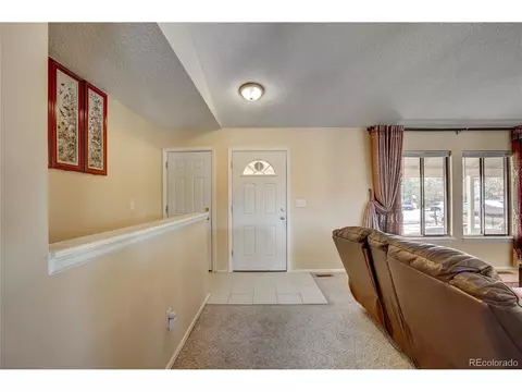 16715 E Kent Dr, Aurora, CO 80013 photo 3