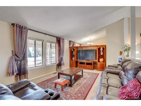 16715 E Kent Dr, Aurora, CO 80013 photo 4