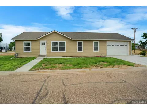 Exterior - 304 E 8th St, Flagler, CO 80815 photo 1 of 5
