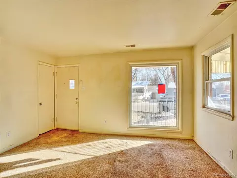 Living - 140 E 5th Ave, Longmont, CO 80504 photo 3 of 4