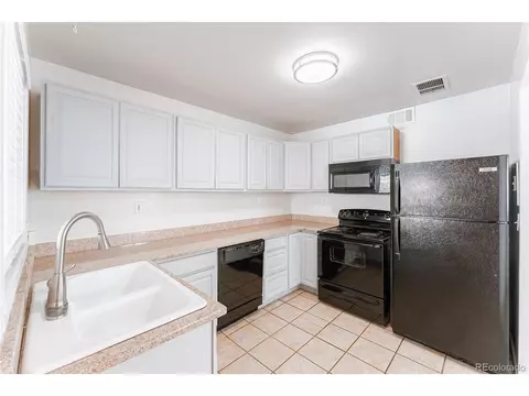 13405 E 13th Ave, Aurora, CO 80011 photo 6