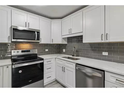 9380 E Center Ave #10D, Denver, CO 80247