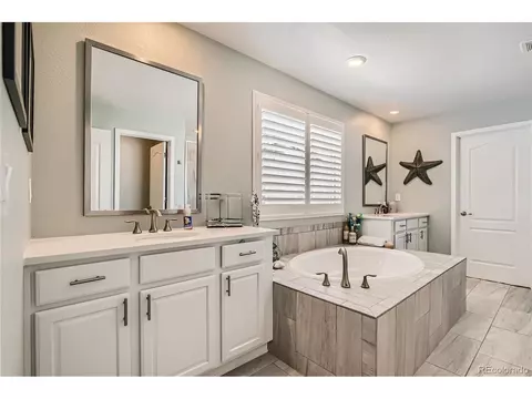 27839 E Links Pl, Aurora, CO 80016 photo 21