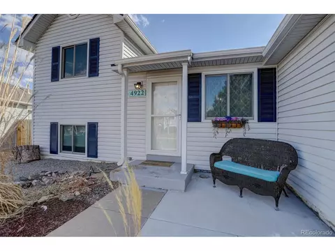 4922 S Salida Ct, Aurora, CO 80015