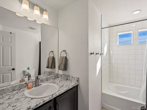 21901 E 42nd Pl, Aurora, CO 80019 photo 21