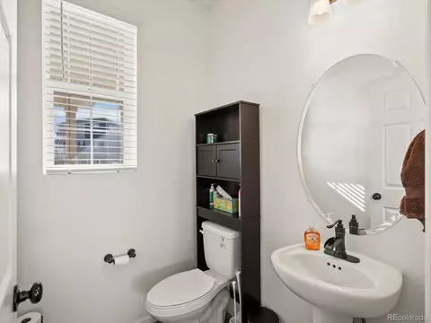 21901 E 42nd Pl, Aurora, CO 80019 photo 15
