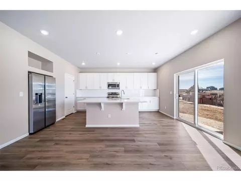 22302 E 38th Pl, Aurora, CO 80019 photo 11