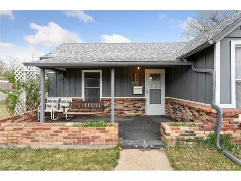 4595 S Fox St, Englewood, CO 80110