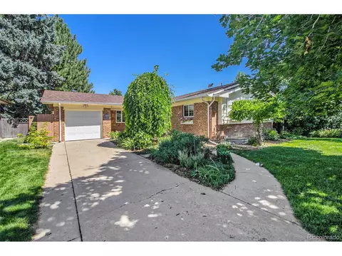 6203 E Oregon Pl, Denver, CO 80224 photo 2
