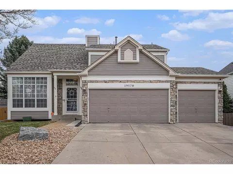 19570 E Crestridge Cir, Centennial, CO 80015
