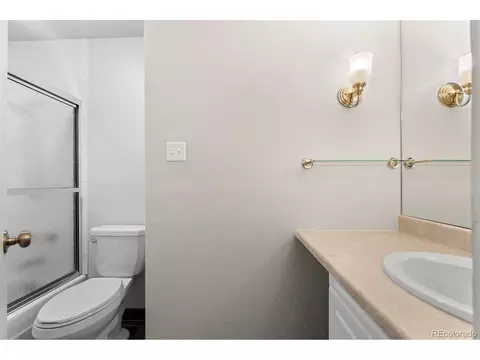 6428 E Bates Ave, Denver, CO 80222 photo 20
