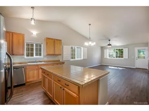 21498 E Mansfield Pl, Aurora, CO 80013 photo 5