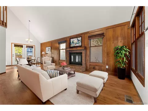 16776 E Hialeah Ave, Centennial, CO 80015 photo 3