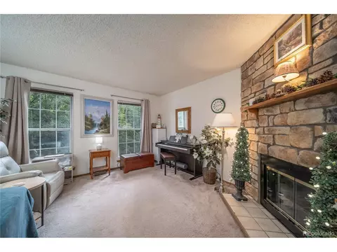 11883 E Kepner Dr, Aurora, CO 80012 photo 6