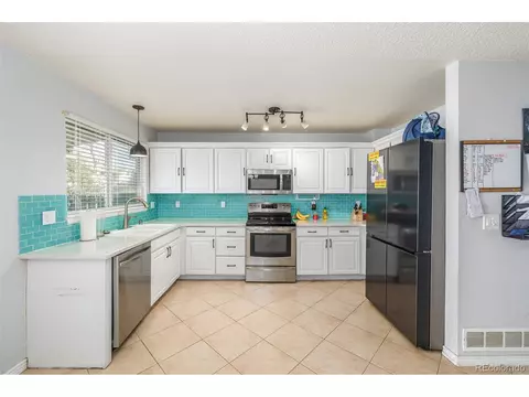 20189 E Berry Ln, Centennial, CO 80015 photo 17