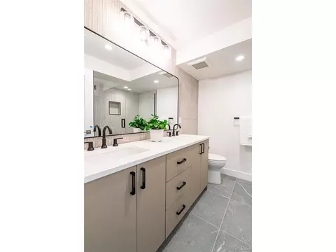 Bath - 2116 Vine Ave, Boulder, CO 80304 photo 8 of 10