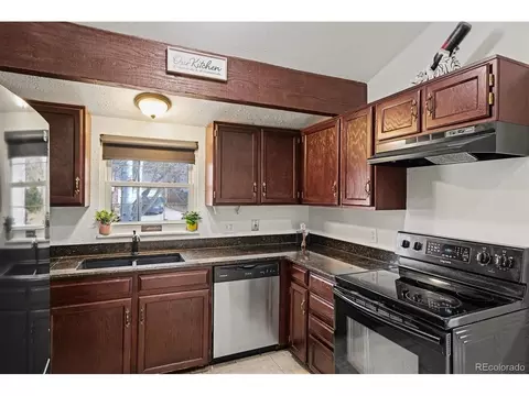 18097 E Nassau Dr, Aurora, CO 80013 photo 9
