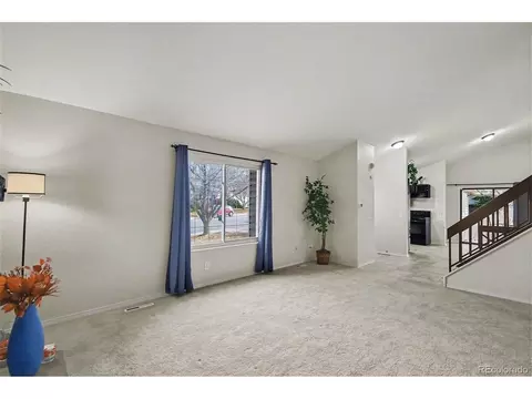 18097 E Nassau Dr, Aurora, CO 80013 photo 6