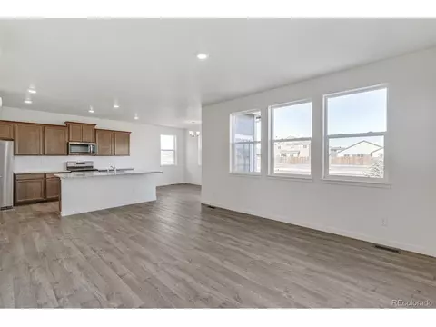 27502 E Cedar Ave, Aurora, CO 80018 photo 3