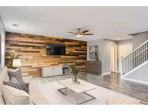 22044 E Berry Pl, Aurora, CO 80015 photo 3