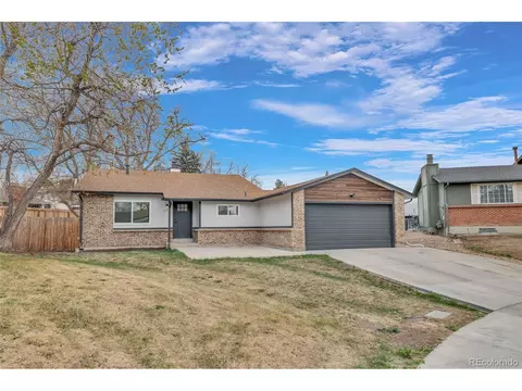 8573 Dover Cir, Arvada, CO 80005