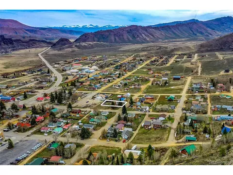 117 Sumner Ave, Hot Sulphur Springs, CO 80451
