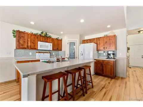 1043 Kendalbrook Dr, Windsor, CO 80550 photo 3