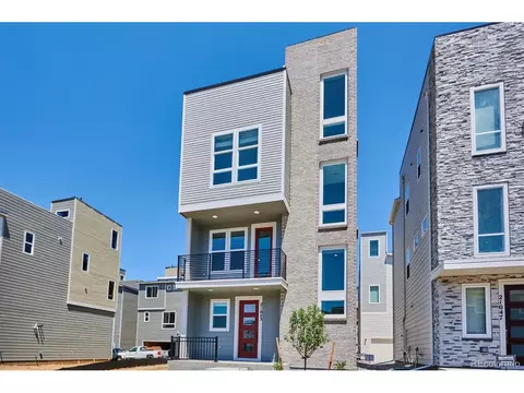 21043 E Quincy Pl, Aurora, CO 80015