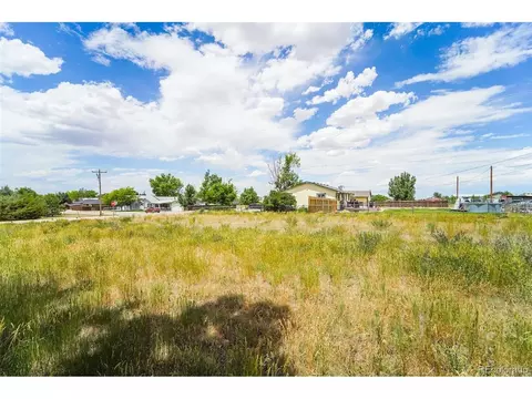 N 5th St, Bennett, CO 80102