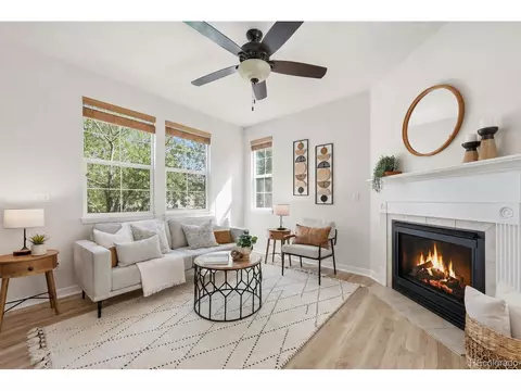 3800 Red Deer Trl # F, Broomfield, CO 80020