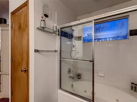 4934 Eureka Ct, Denver, CO 80239 photo 19
