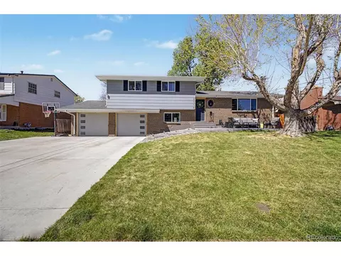 2115 S Ammons St, Lakewood, CO 80227