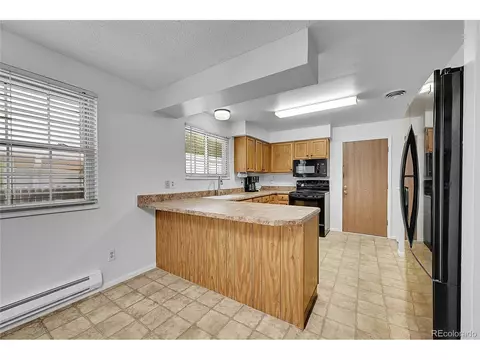 2236 S Eagle Ct, Aurora, CO 80014 photo 11
