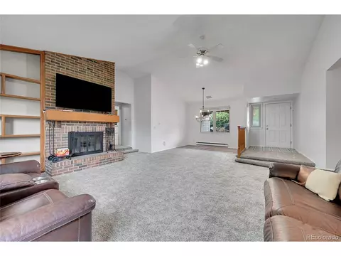 2236 S Eagle Ct, Aurora, CO 80014 photo 6