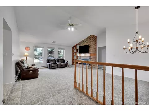 2236 S Eagle Ct, Aurora, CO 80014 photo 3