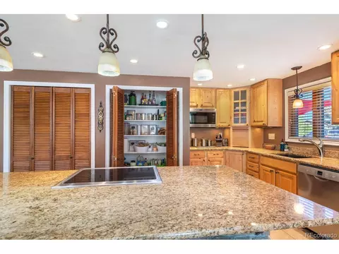 864 Summit Dr, Dillon, CO 80435 photo 12