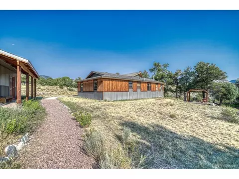 Exterior - 426 Leprechaun Ln, Howard, CO 81233 photo 3 of 5