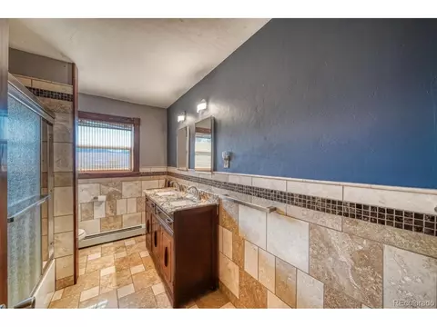 Bath - 426 Leprechaun Ln, Howard, CO 81233 photo 1 of 3